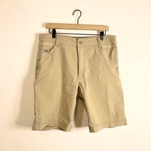 Men's Tan Shorts